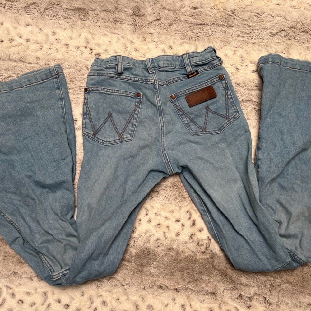 Women’s bellbottom wrangler jeans